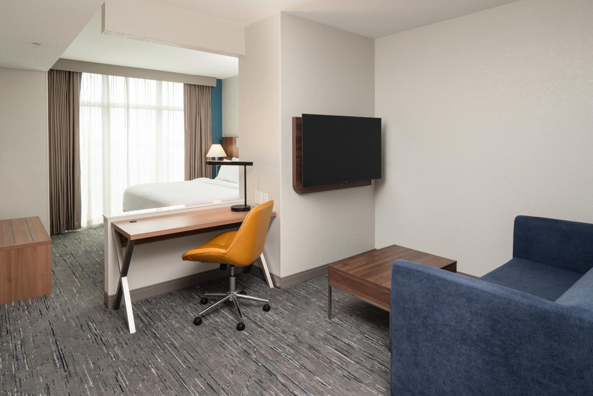 Holiday Inn Express Miami Airport-Blue Lagoon Area By Ihg Miami Springs Exterior photo
